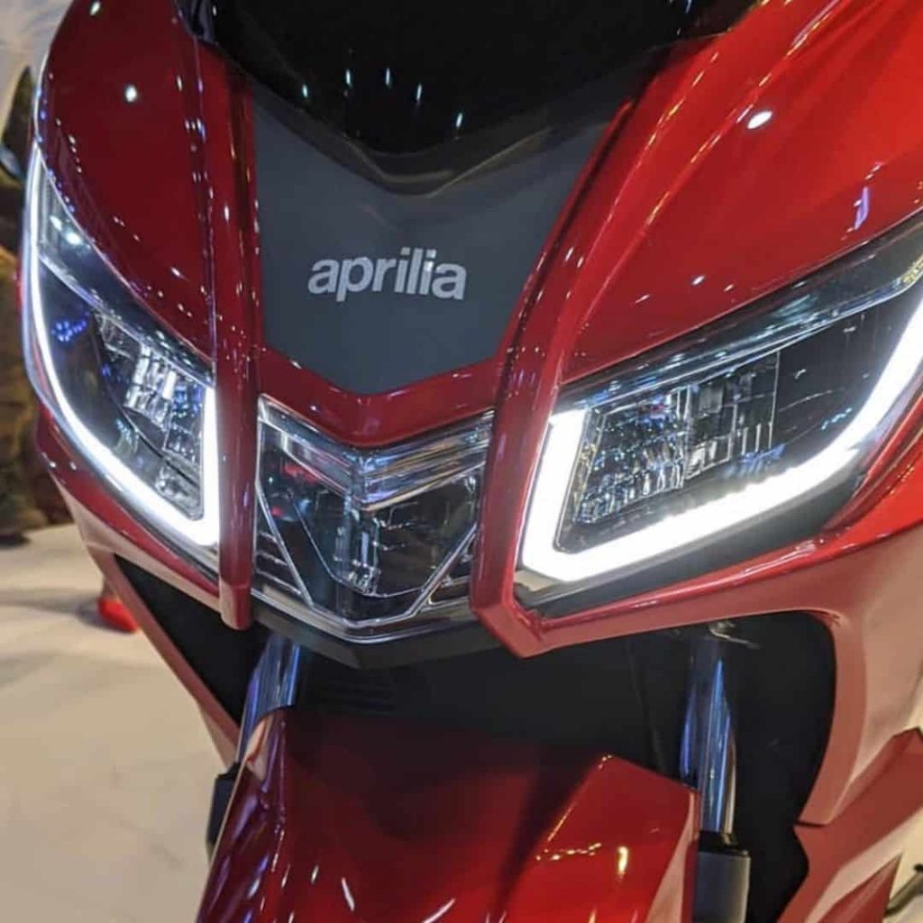 SXR160'ın LED DRL Farları